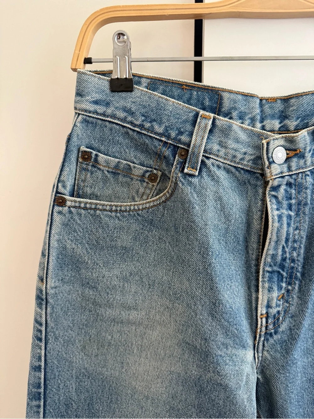 vintage LEVI’S jeans